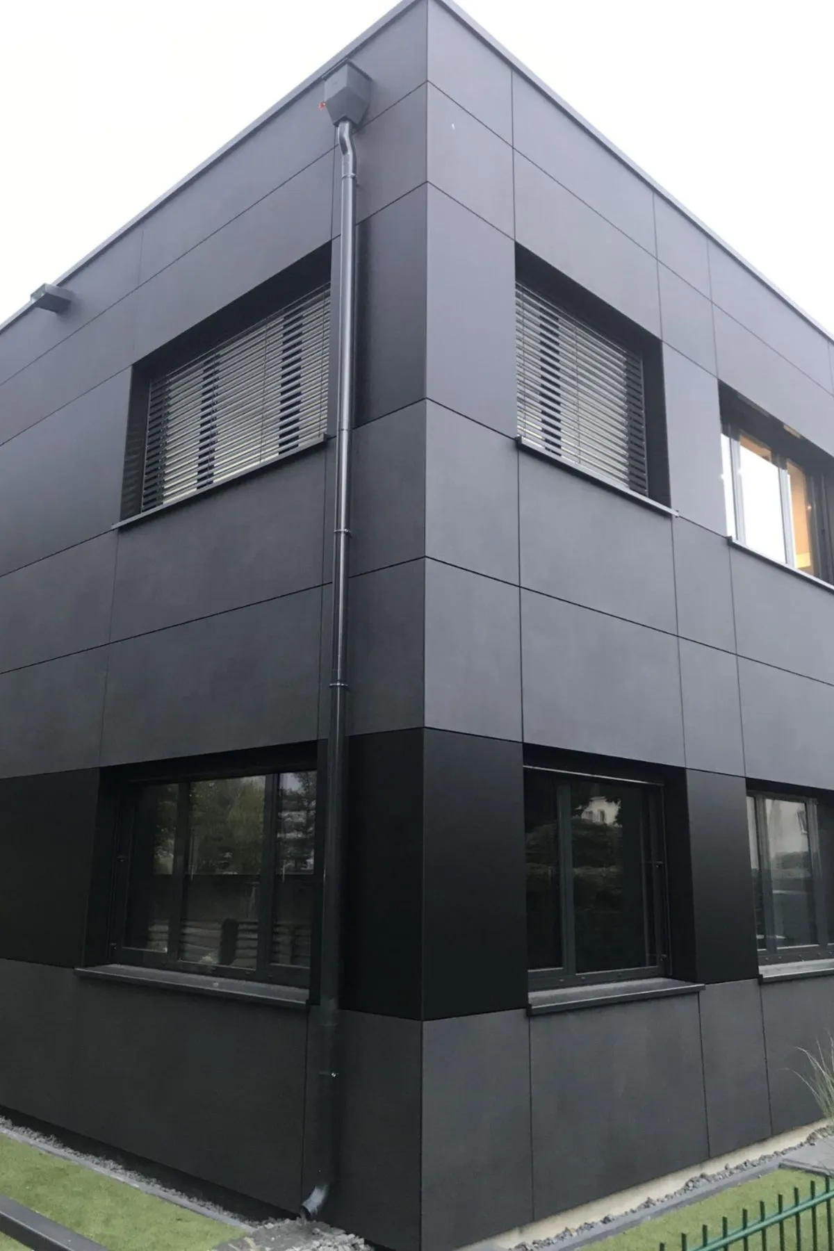Showroom Dış Cephe Kaplama